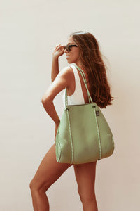 BOLSO VERANO VERDE, BOLSO PLAYA, BOLSO NEOPRENO, SURF, BOLSO VIAJE, BOLSO VERDE ZARA, BOLSO VERDE MANGO, STRADIVARIUS, MODELO, VERANO